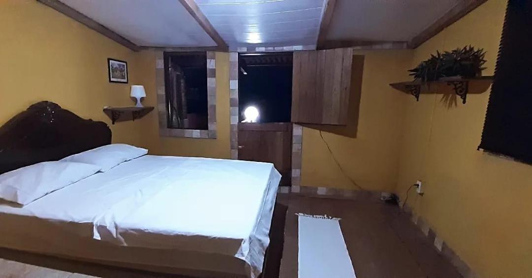 Rosario Temporada Hostel オリンダ エクステリア 写真